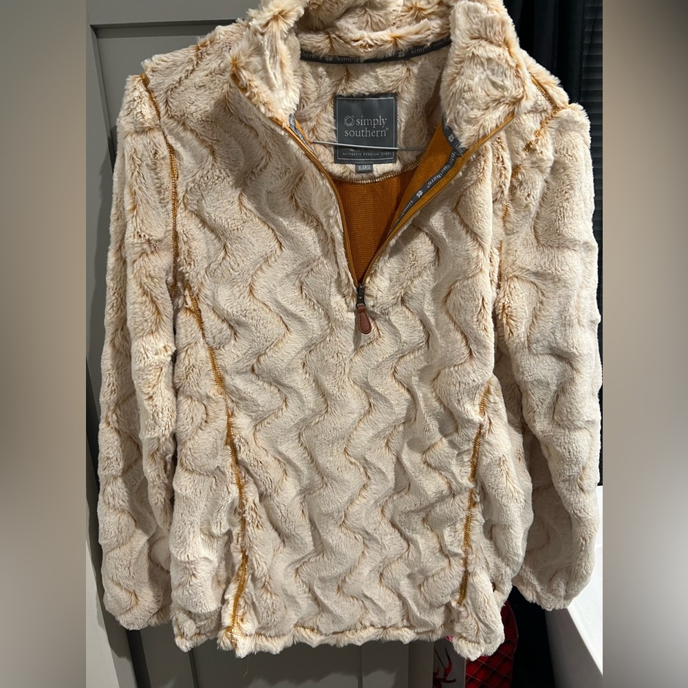 Simply Southern Pull Over